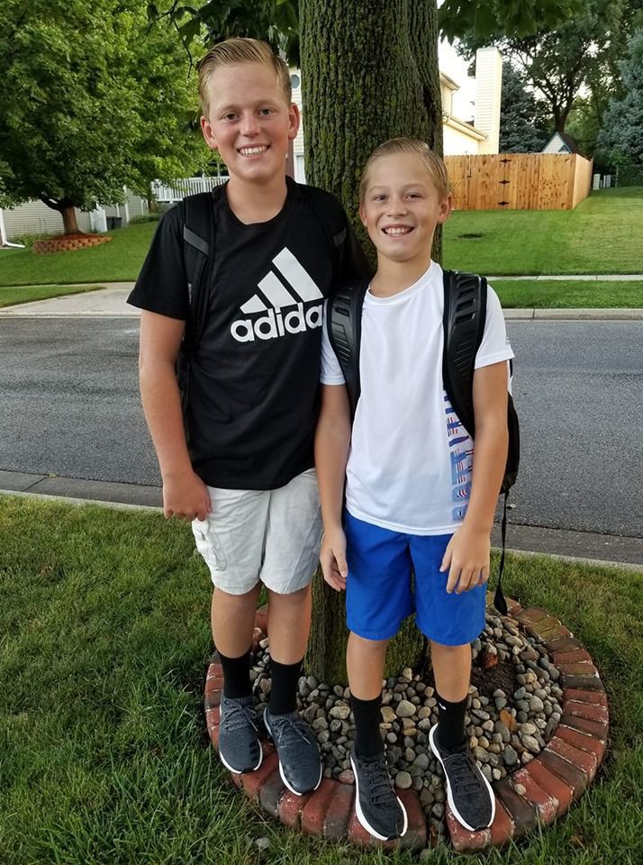 8th and 6th grade at Lux!!.jpg